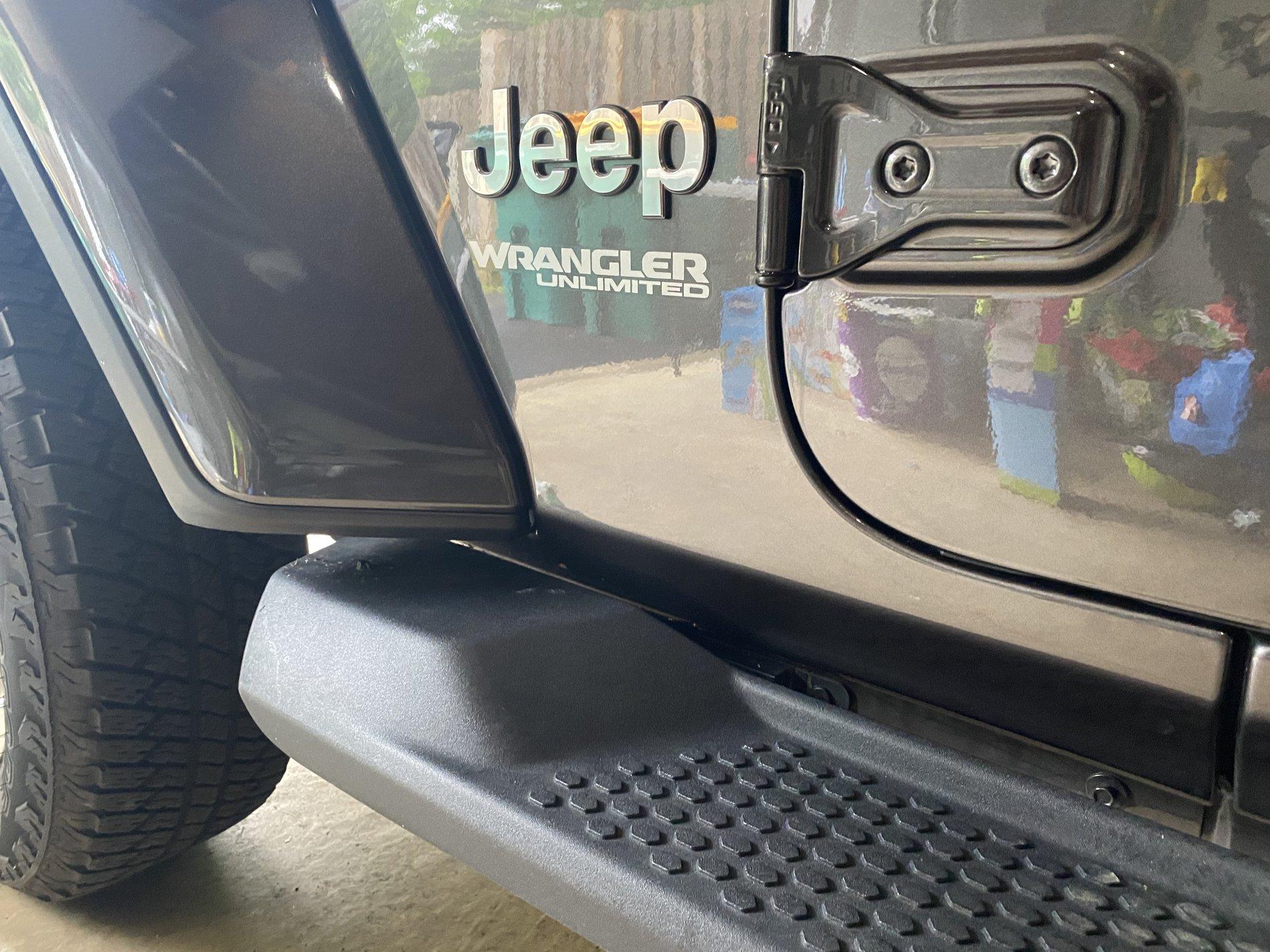 Jeep Wrangler JL Granite Crystal Paint Issue 6B0F0122-607A-479F-ADAD-CAAA52285073