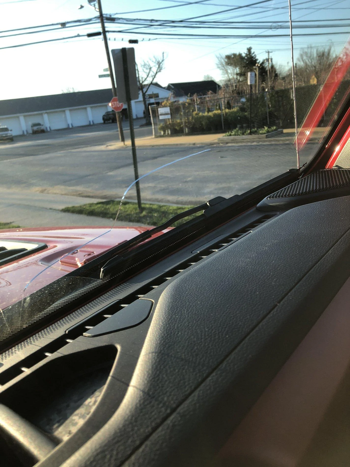 Jeep Wrangler JL Cracked Windshield Club imag