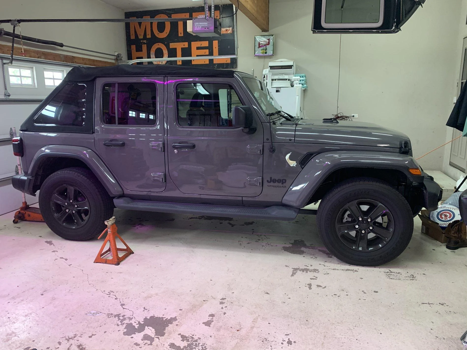 Jeep Wrangler JL 295/70/17 Underrated? 034CFB4F-E520-4CC1-B13F-FF5183A05C6F