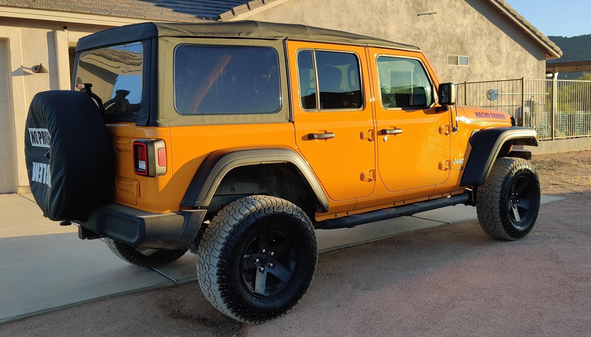 Jeep Wrangler JL ST2 with Fox 2.1 shocks on back order? uploadedable 2