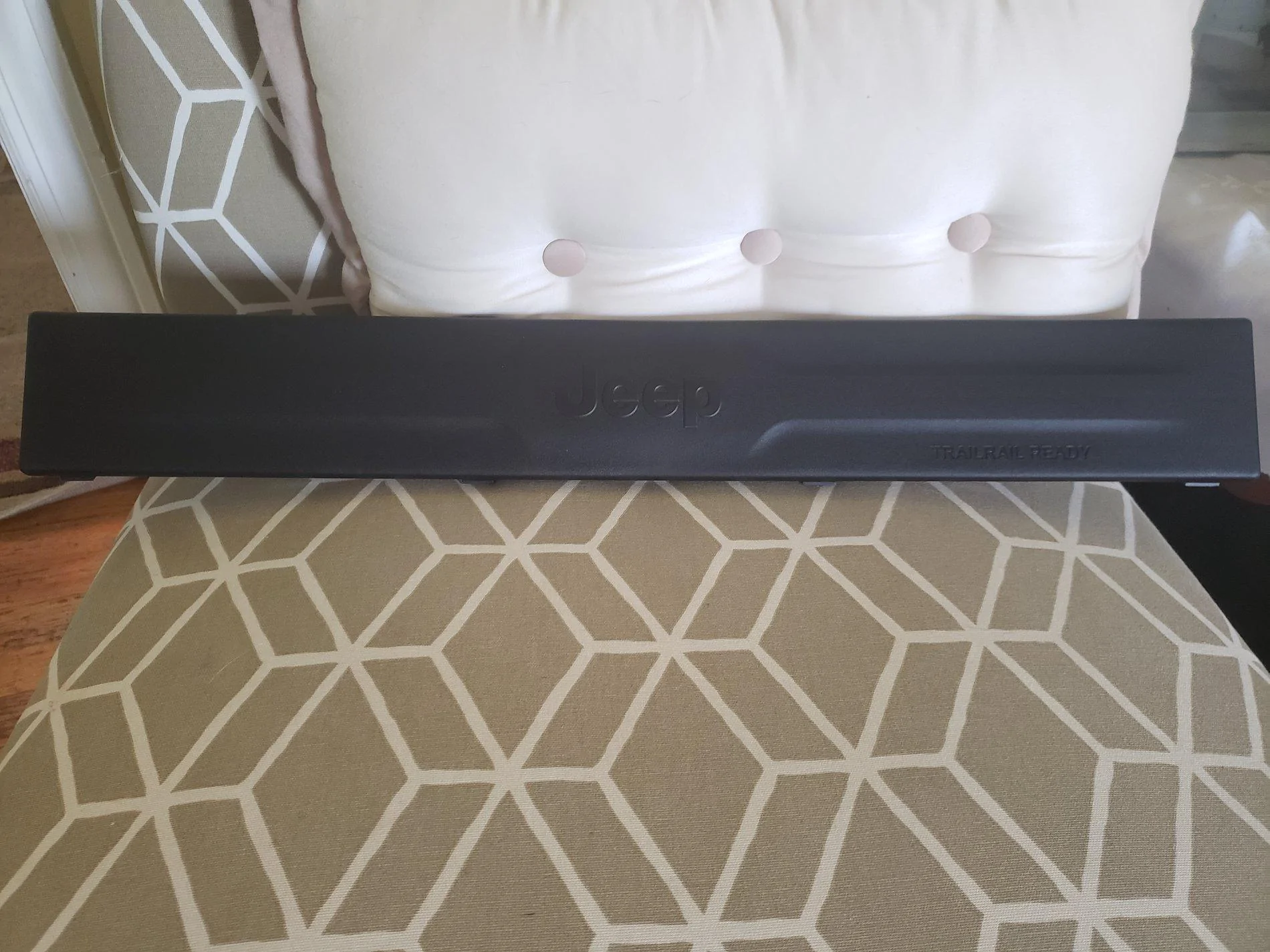 Jeep Wrangler JL WTB: swing gate trim panel 20200611_165756