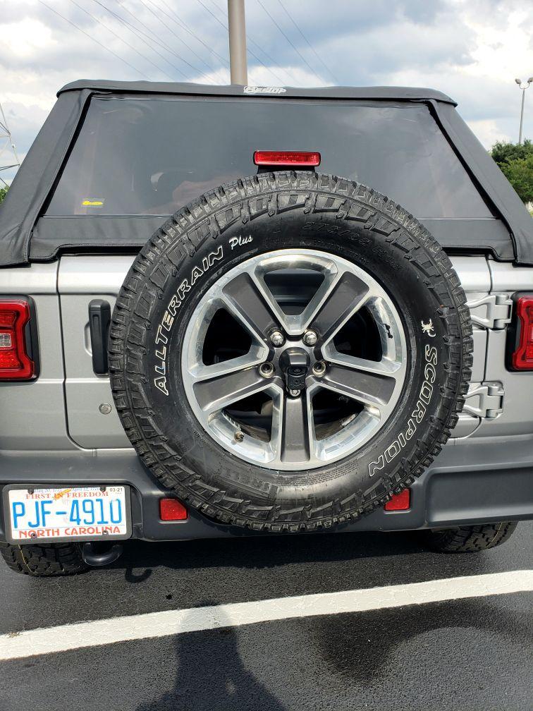 Jeep Wrangler JL White Letters Out? IMG_2022.JPG