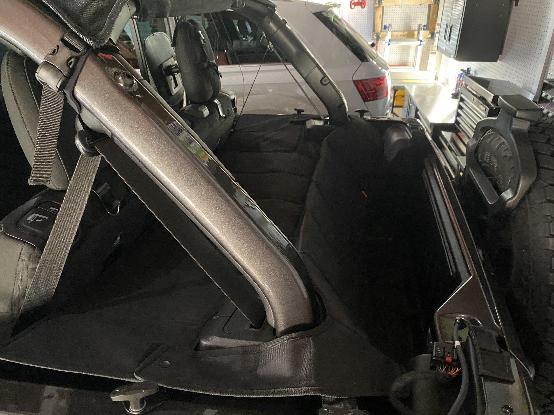 Jeep Wrangler JL Cargo Cover BE7BE379-B8CA-48C3-B6AB-026CA0D79C05