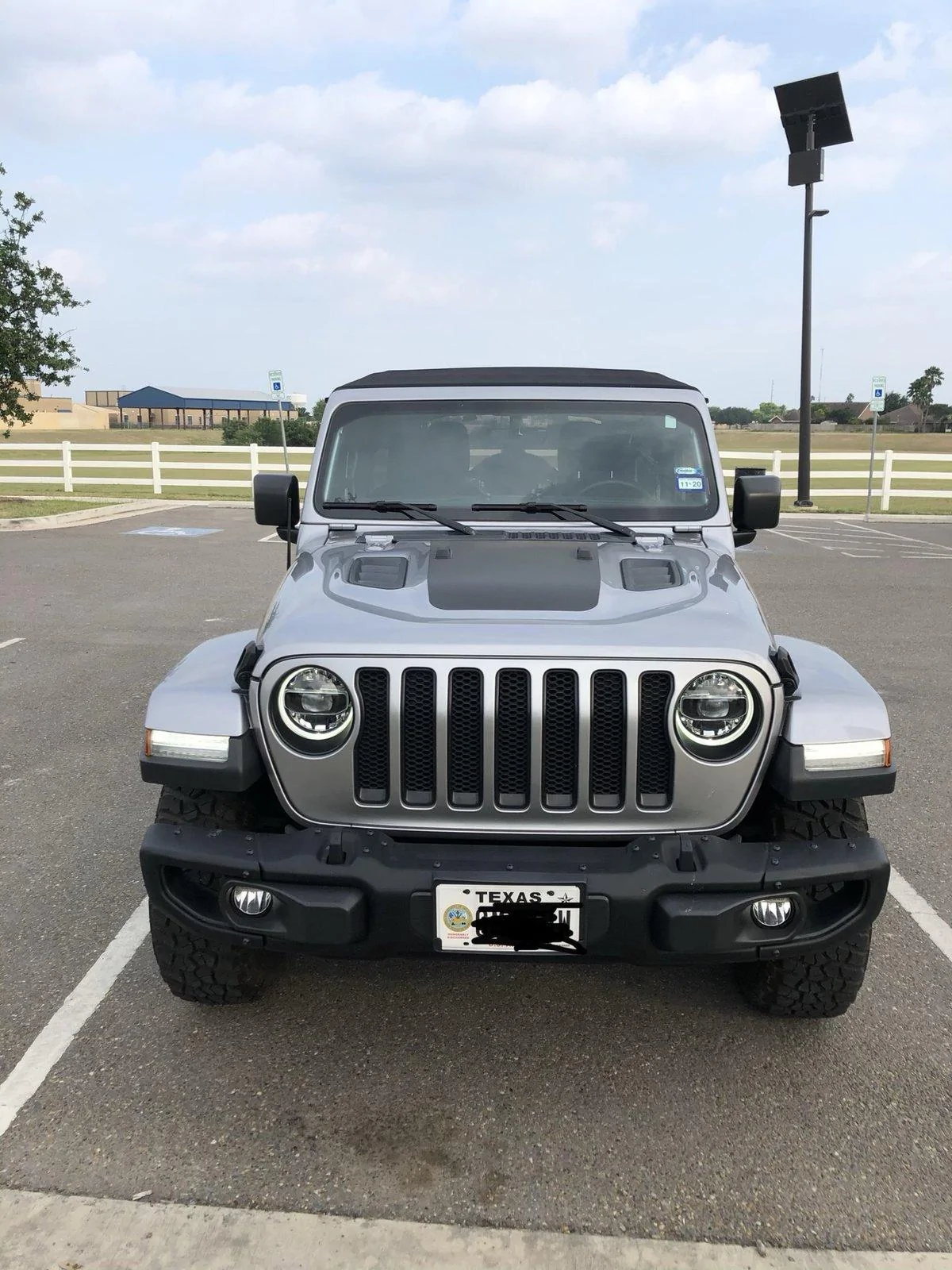 Jeep Wrangler JL 2018 Moab Edition (Price Drop) 8F015AE1-51C0-4306-AC48-057BCBBC51FF