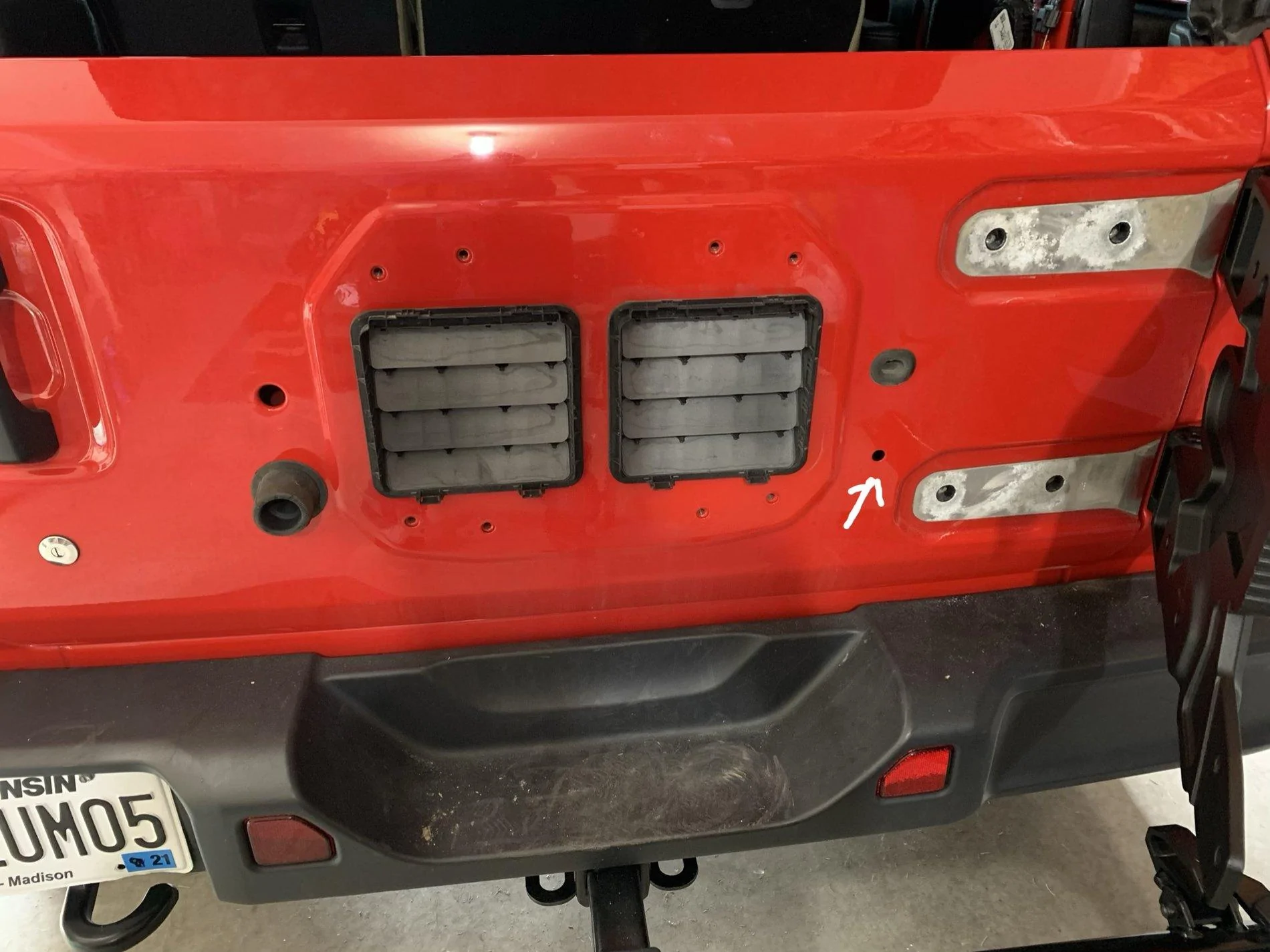 Jeep Wrangler JL Help what part is this called?? D920159C-019B-4B91-8928-8EE44FC396B4