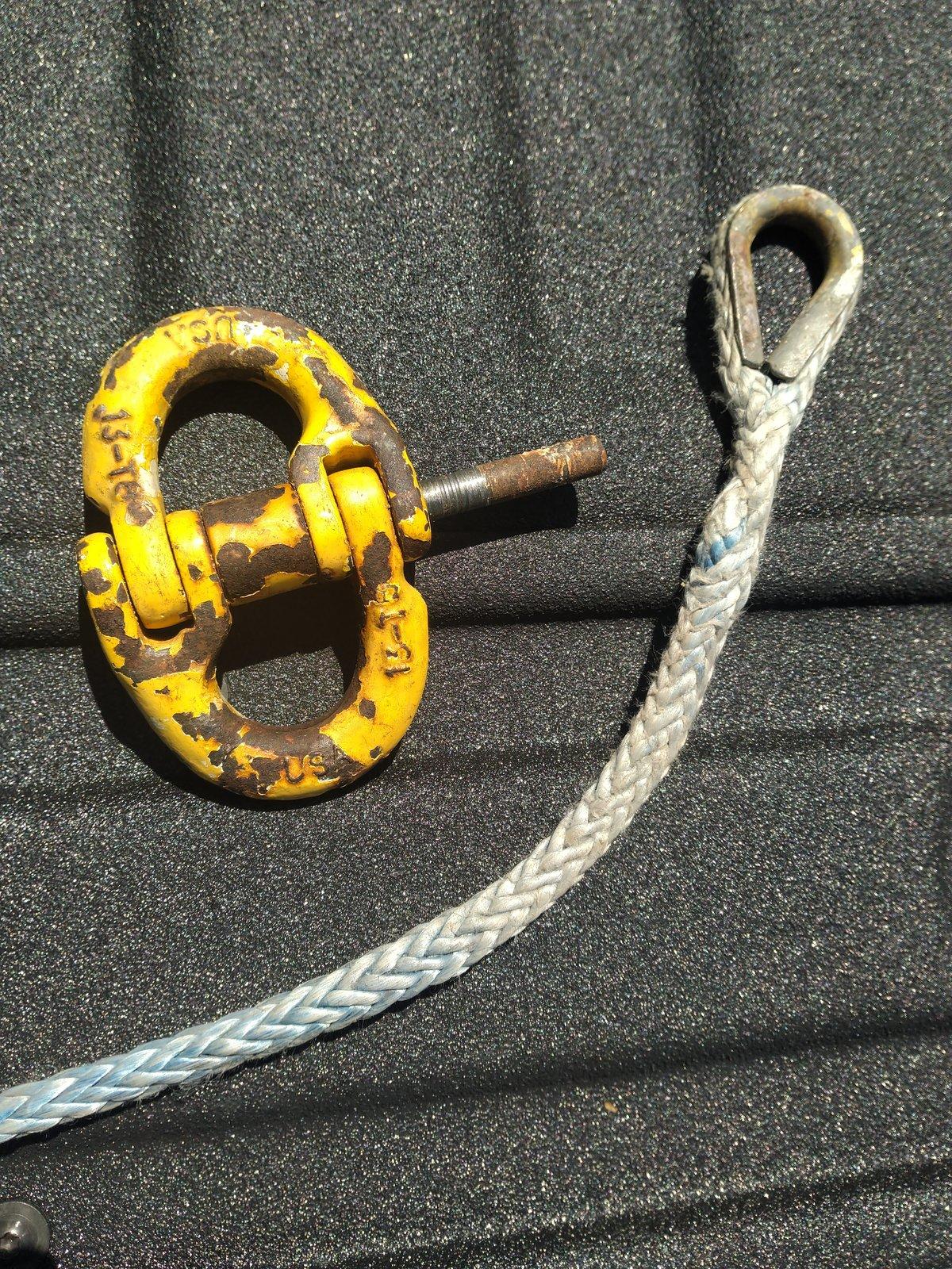 Jeep Wrangler JL Winch hook vs thimble 15922518852384672629037669035174