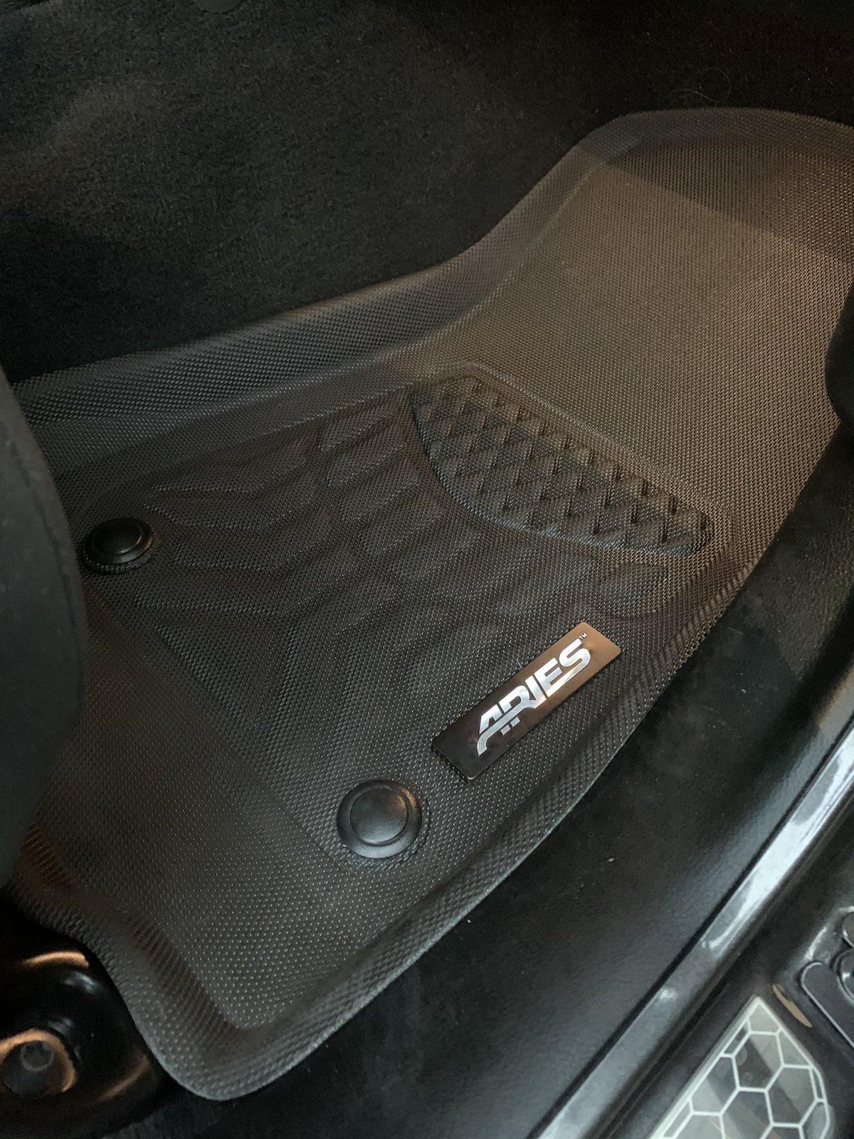Jeep Wrangler JL Burton the JLU F986814A-C6A0-4C24-BF26-7E5C1B68FC70