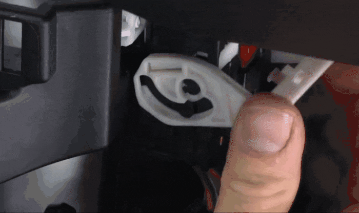 Jeep Wrangler JL How Can We Help? 2019-Jeep-Wrangler-door-removal-1_o