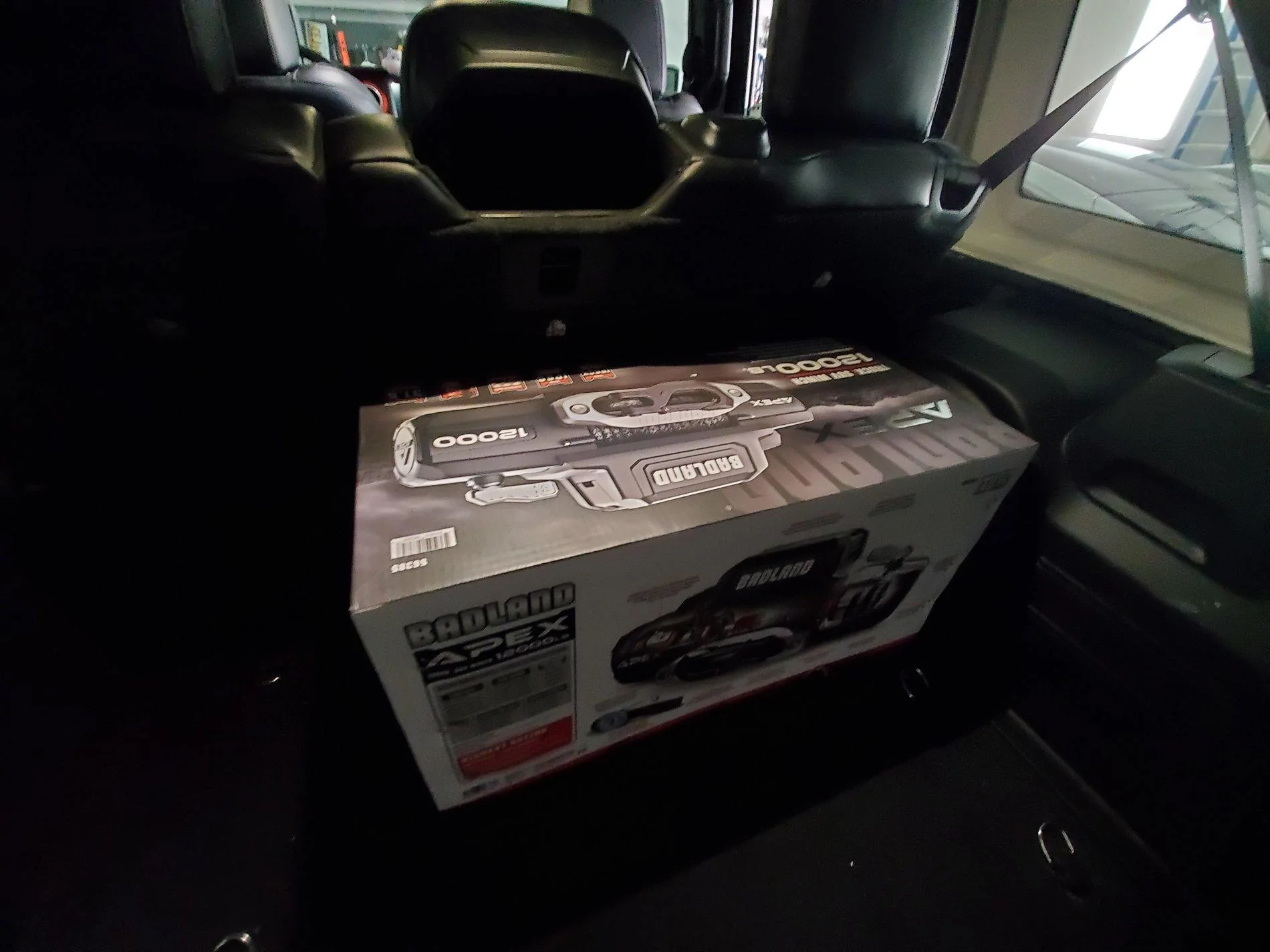 Jeep Wrangler JL Jmatt's Sting Gray Build Winch