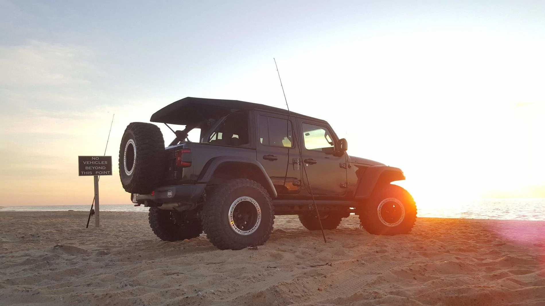 Jeep Wrangler JL Off-road Beaches in Mass 20200615_201253