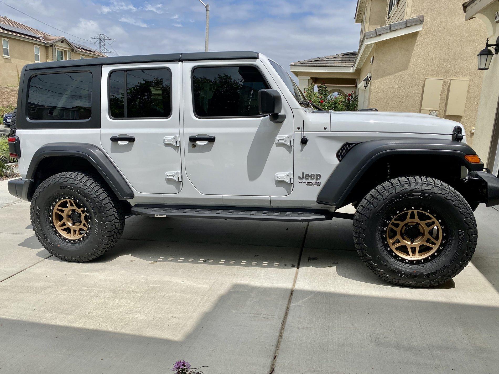 Jeep Wrangler JL Bronze Wheels on JL? Jeep2