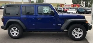 Jeep Wrangler JL Let The Fun Begin B3980143-D53B-45D7-8450-FEDB112B4D15