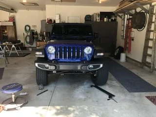 Jeep Wrangler JL Let The Fun Begin 01B0AA3A-88EB-4978-85F7-AF1A5CE130AF