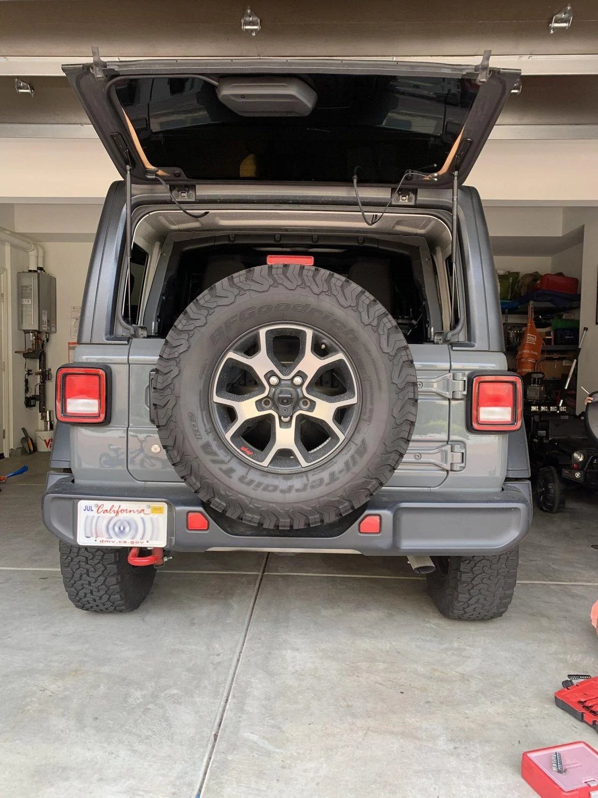 Jeep Wrangler JL AAL Spare Tire Delete Kit 1_f71a26d8-b353-4e65-9a20-8bf863a623d4