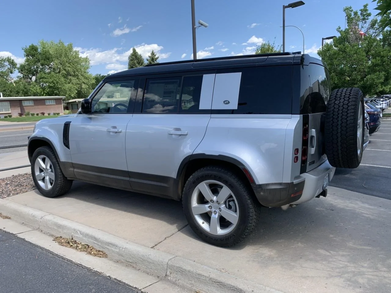 Jeep Wrangler JL Test drove Land Rover Defender D04417DF-4A06-4734-8FF6-50D702F5393F
