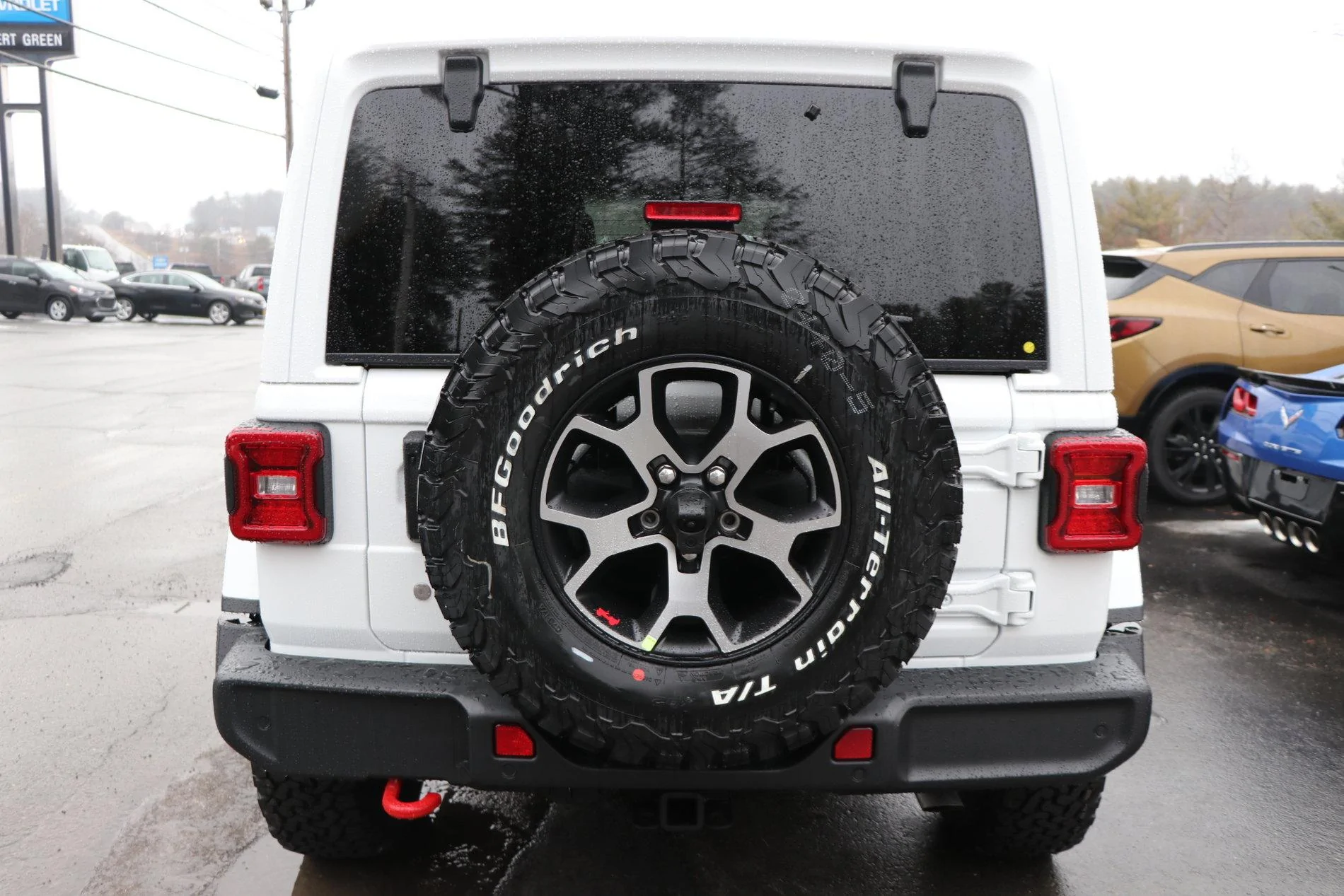 Jeep Wrangler JL Wanted: White Letter BFG's KO2 21911171121