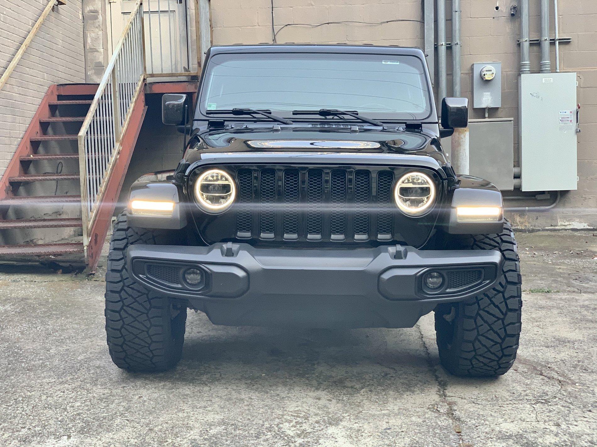 Jeep Wrangler JL MOPAR LED FACTORY UPGRADE KIT DB82D5FB-DCC3-4862-AB1F-401D2E44E154