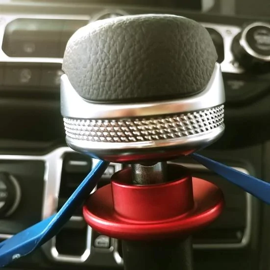 Jeep Wrangler JL Does the JL shift knob come off? 02