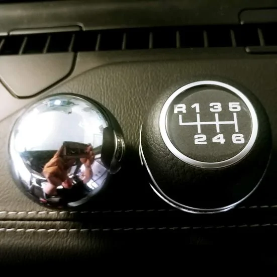 Jeep Wrangler JL Does the JL shift knob come off? 03