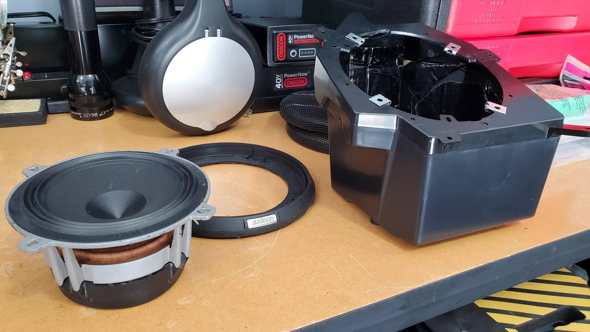 Jeep Wrangler JL Adding an Aftermarket Amp(s) 20200621_103005