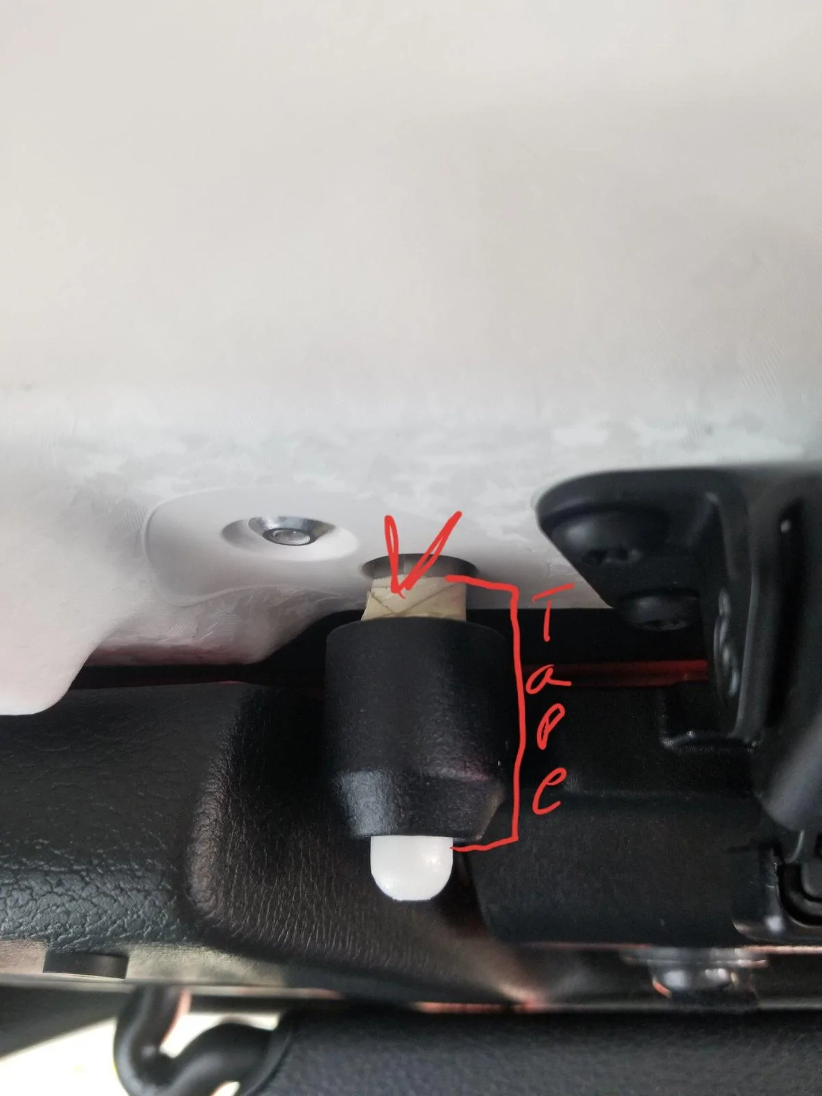 Jeep Wrangler JL Dash rattle 20200622_120621