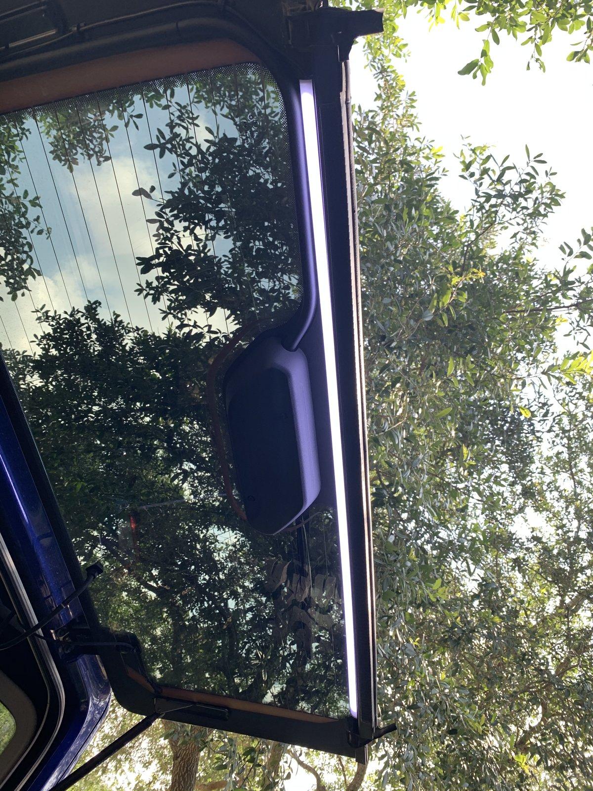 Jeep Wrangler JL Tailgate Brawlee LED light A61B08D5-4AB2-4B3E-9921-53582911D815