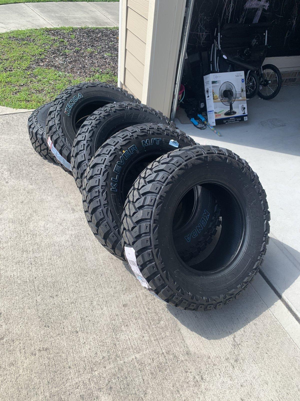 Jeep Wrangler JL Anyone Running Pizza Cutters? 1C6B7F6C-DACF-42B1-9E19-175CBF463C57