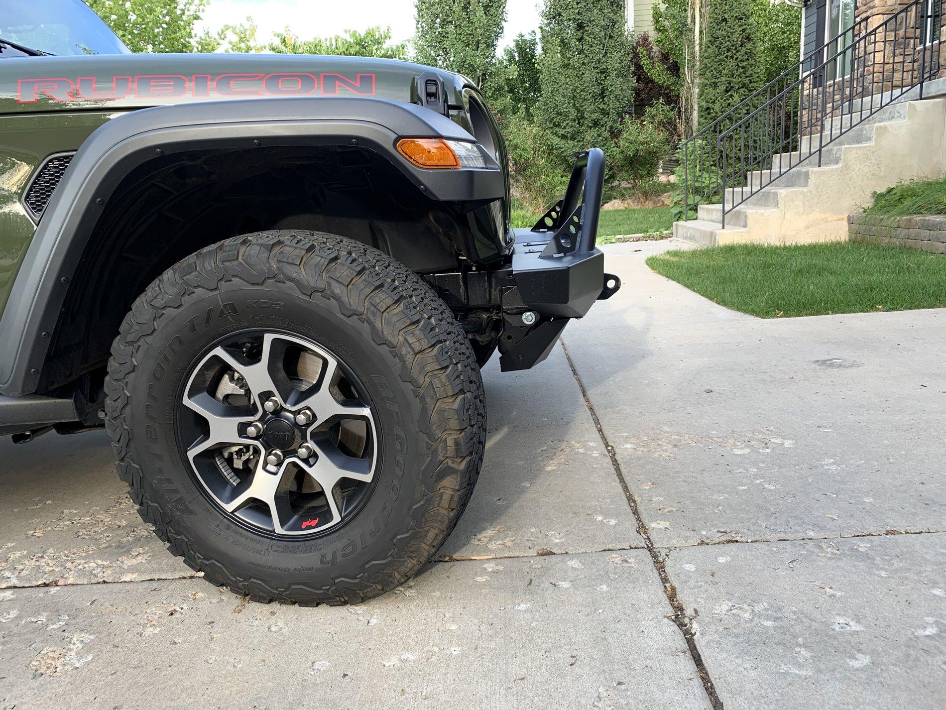 Jeep Wrangler JL LOD Destroyer front mid-width bumper Sarge Green IMG_2004(2) (Custom).JPG