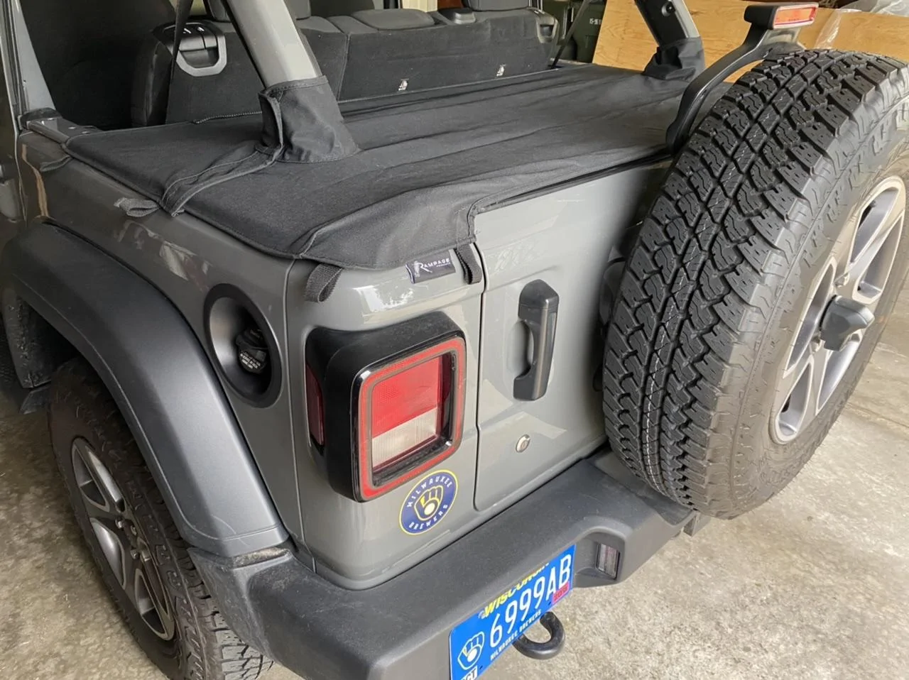 Jeep Wrangler JL Tailgate Bar for Tonneau Covers? 4FB37BDD-EEF9-477E-9699-8A10E2EB0C10
