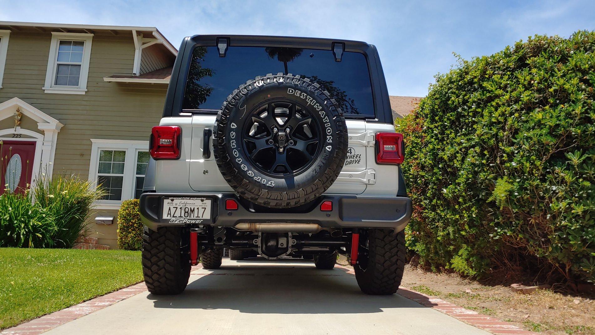 Jeep Wrangler JL Best Hi-tuck exhaust w no drone 20200601_122508_HDR
