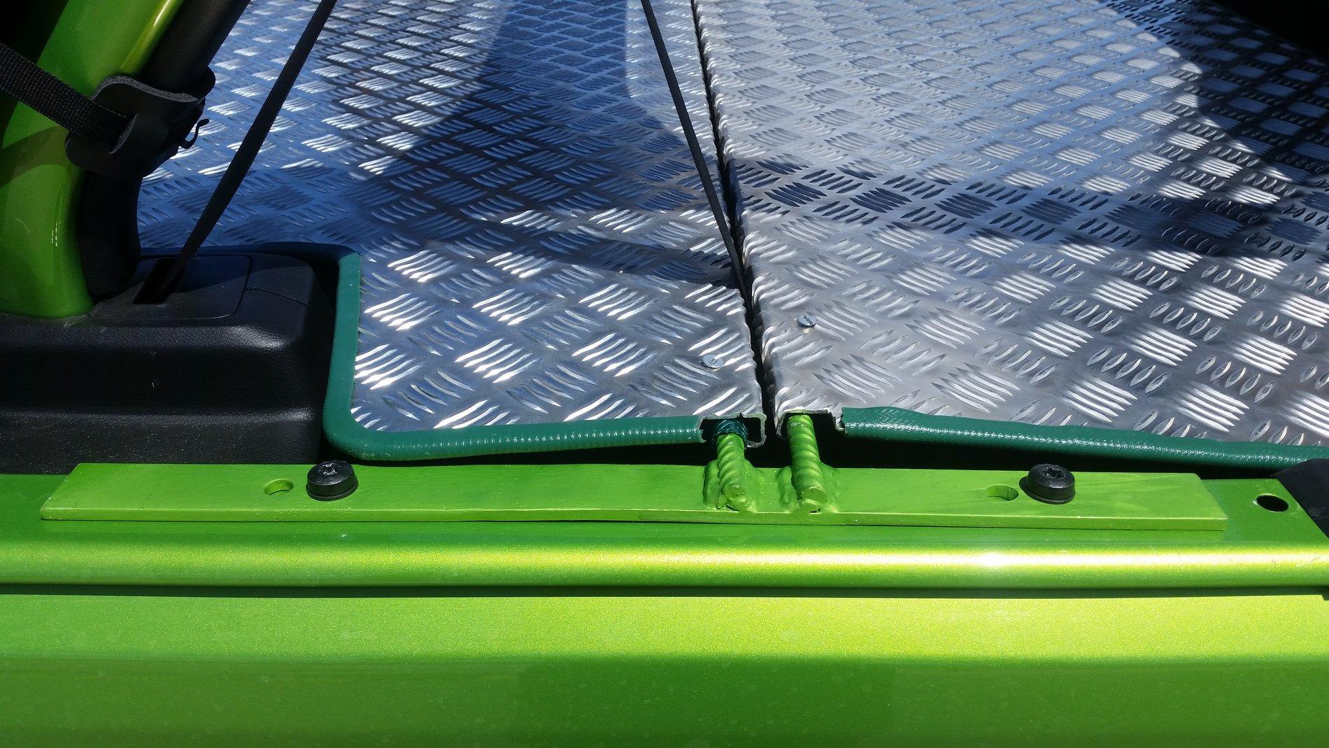 Jeep Wrangler JL Made a Tonneau cover _bracket_hinges
