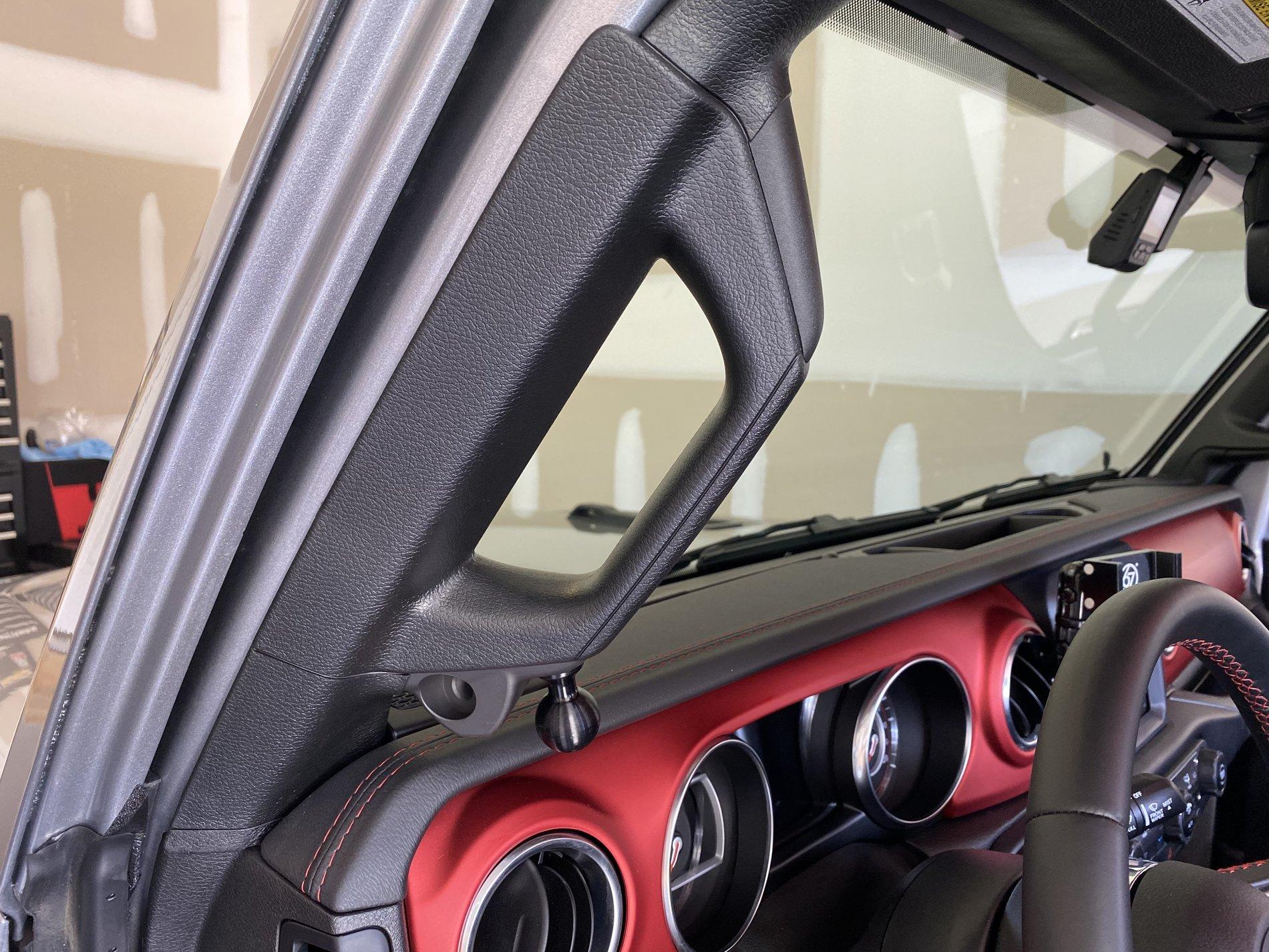 Jeep Wrangler JL Mirrors for grab handle? 69AD503D-C571-4845-BDDC-BF2457E6F6F3