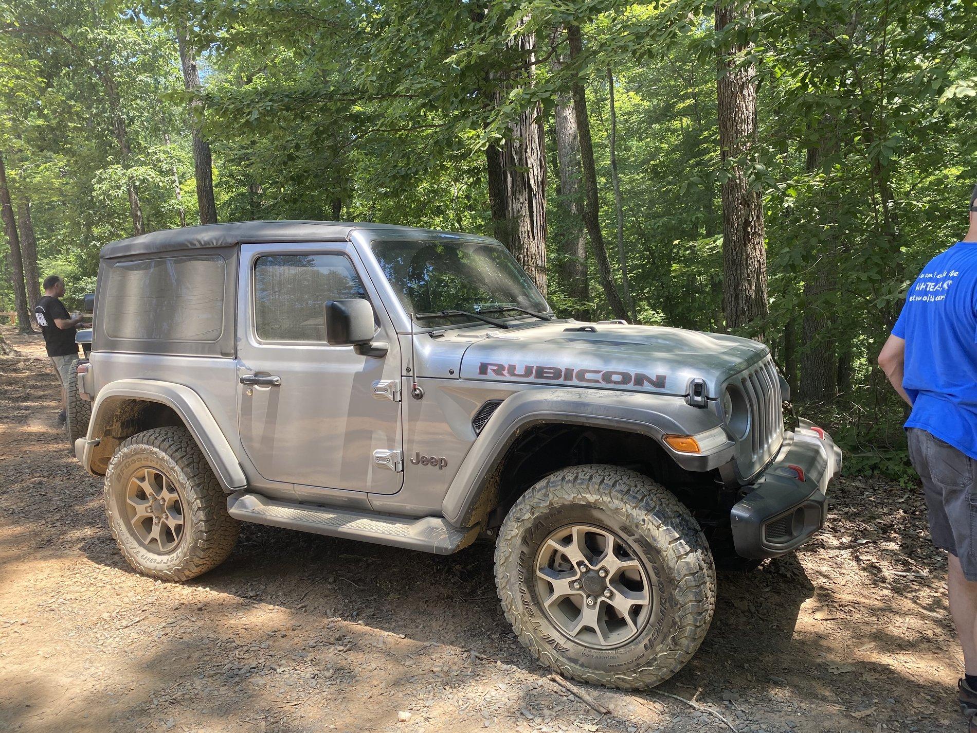 Jeep Wrangler JL Post your before and afters 14B6FAF1-4C70-4FC9-91B4-9E616369C920