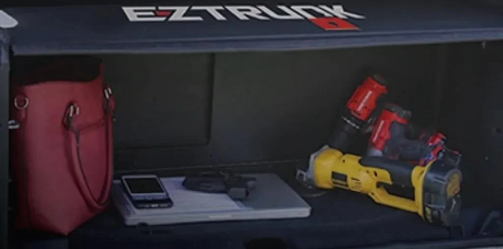 Jeep Wrangler JL EZTrunk looks interesting suspicious minds