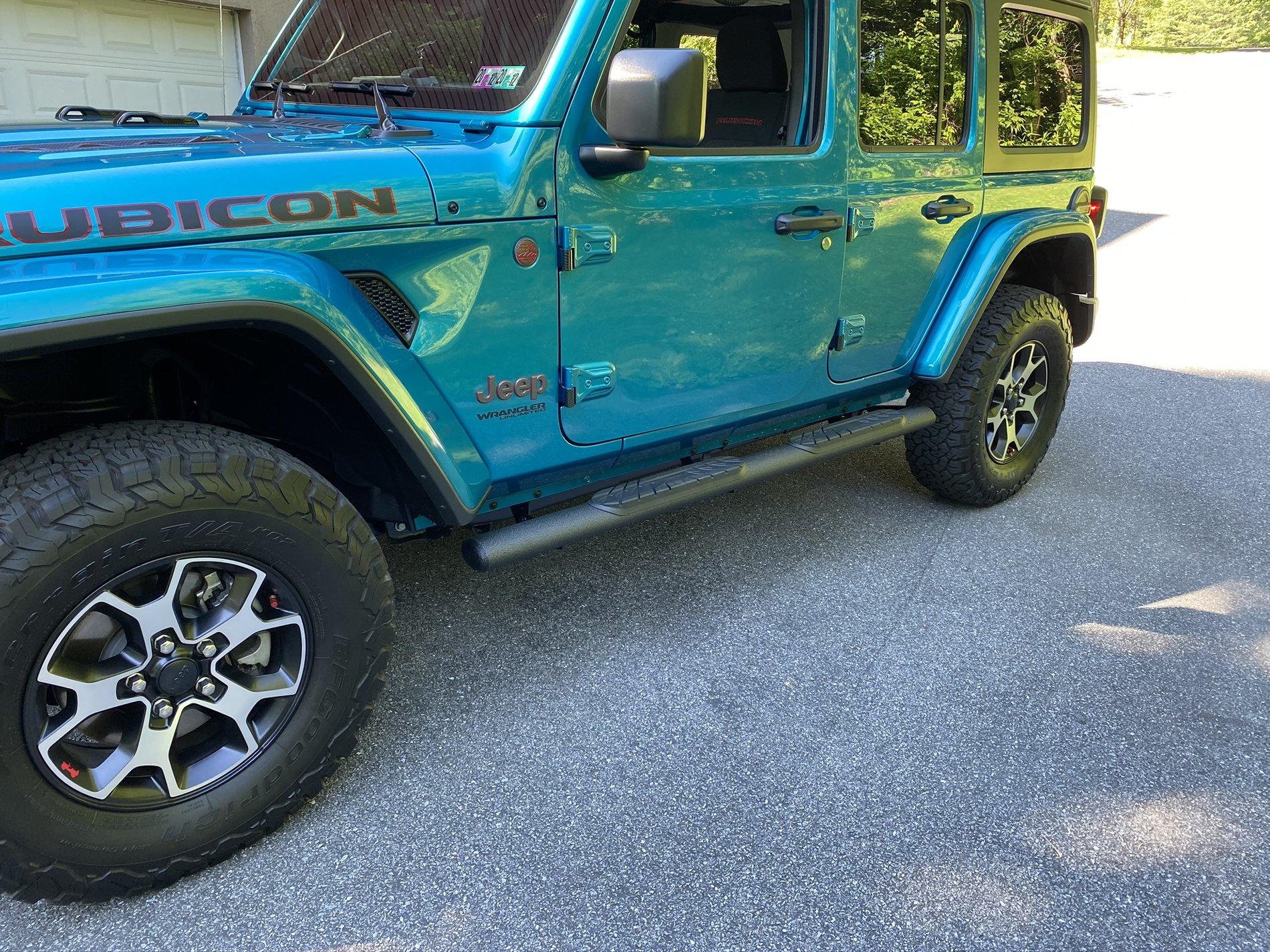 Jeep Wrangler JL Carbon Fiber trim 755E78EE-4096-43BF-AC89-A23C632A6A69