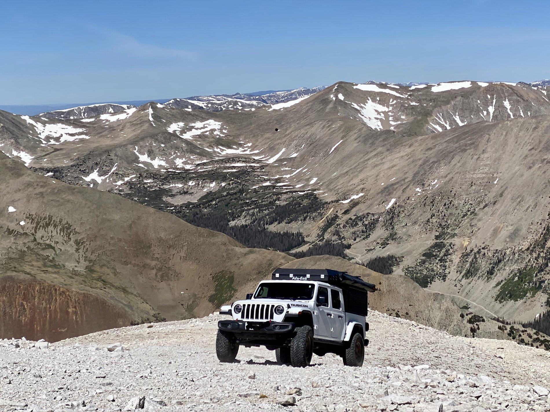 Jeep Wrangler JL FS: Rubicon Gladiator 08B0D133-6967-4333-837D-8CB964EF3BC7