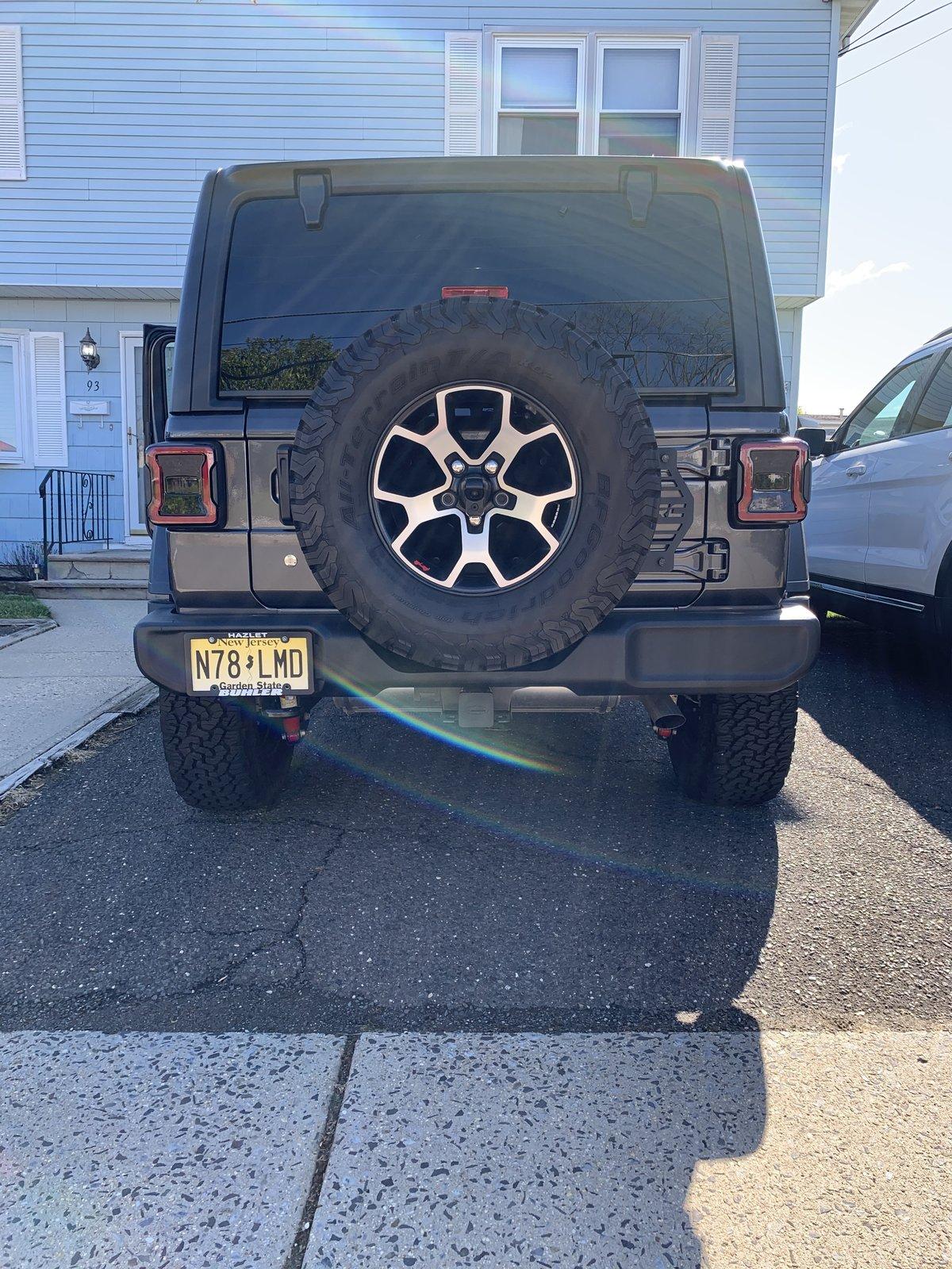 Jeep Wrangler JL Fiery Red LED Tail Lights 2E531CBC-0EAE-4194-9564-D0271394A1AC