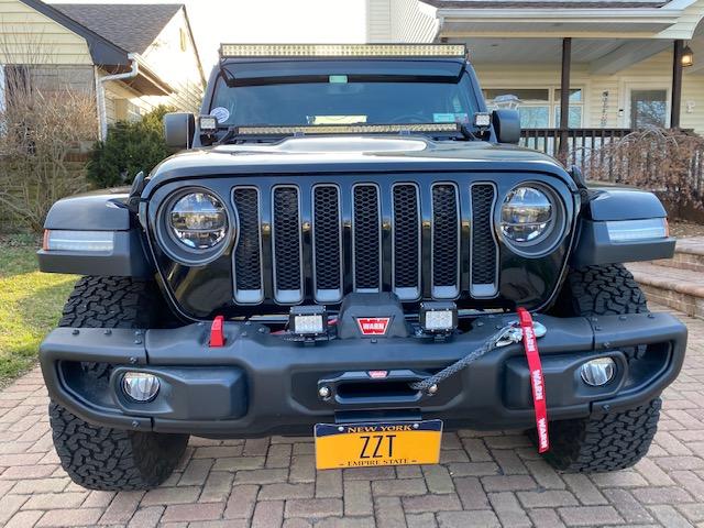 Jeep Wrangler JL AUX lighting wiring question image0 (1)