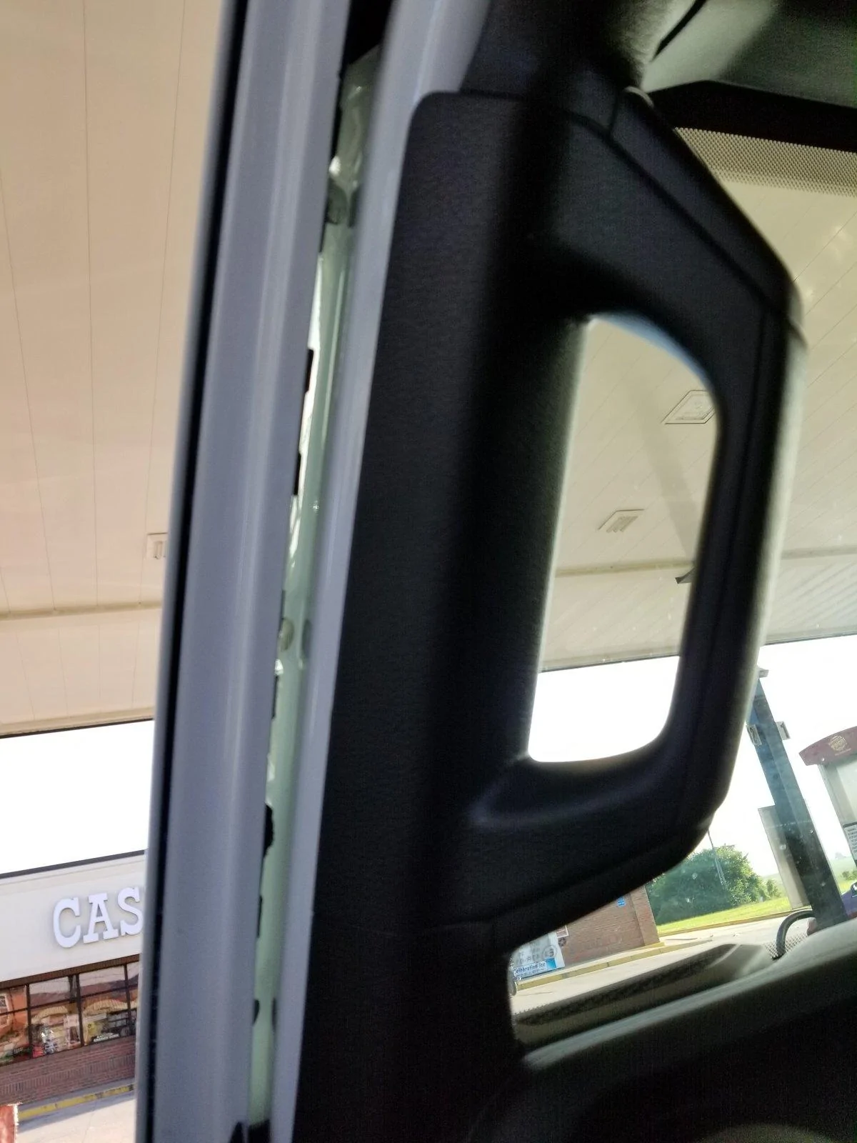 Jeep Wrangler JL A-pillar to windshield gap? And slow driver's side window. 20200710_065938
