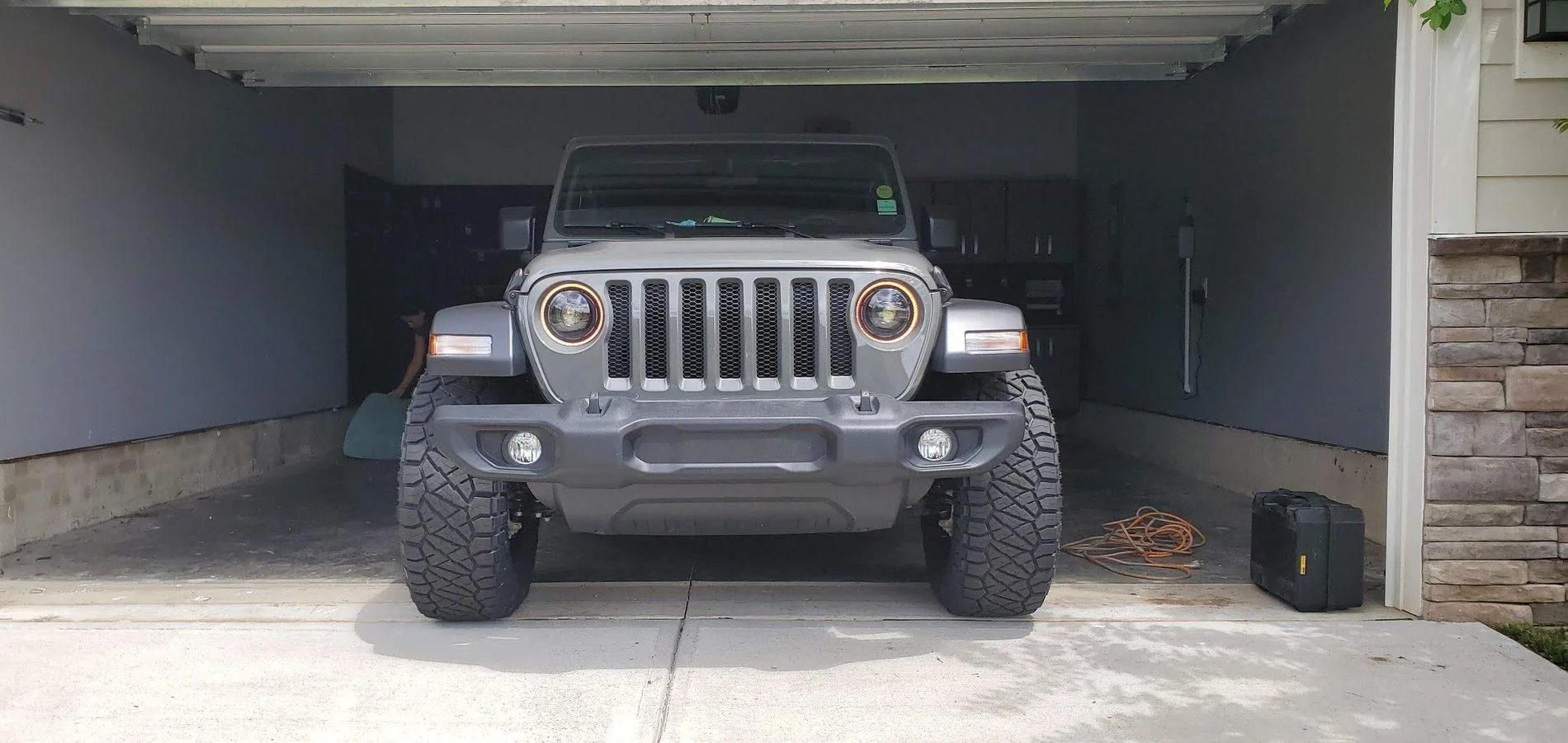 Jeep Wrangler JL Am I missing stuff? Jeep Front