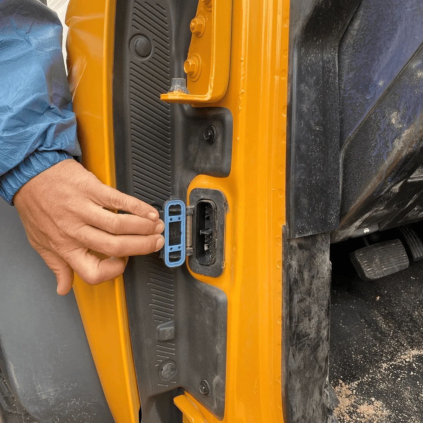 Jeep Wrangler JL Bronco vs Jeep Wrangler mega thread 1594689471649
