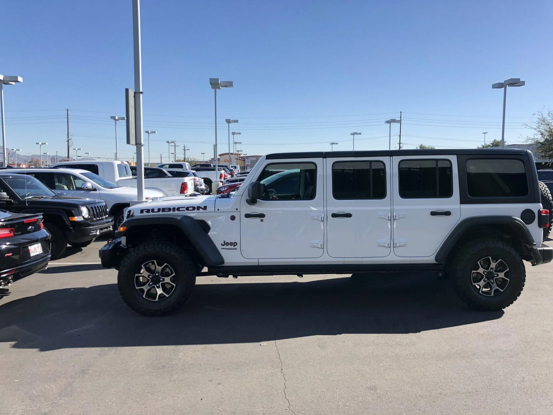 Jeep Wrangler JL Bronco vs Jeep Wrangler mega thread jeepx6sdd