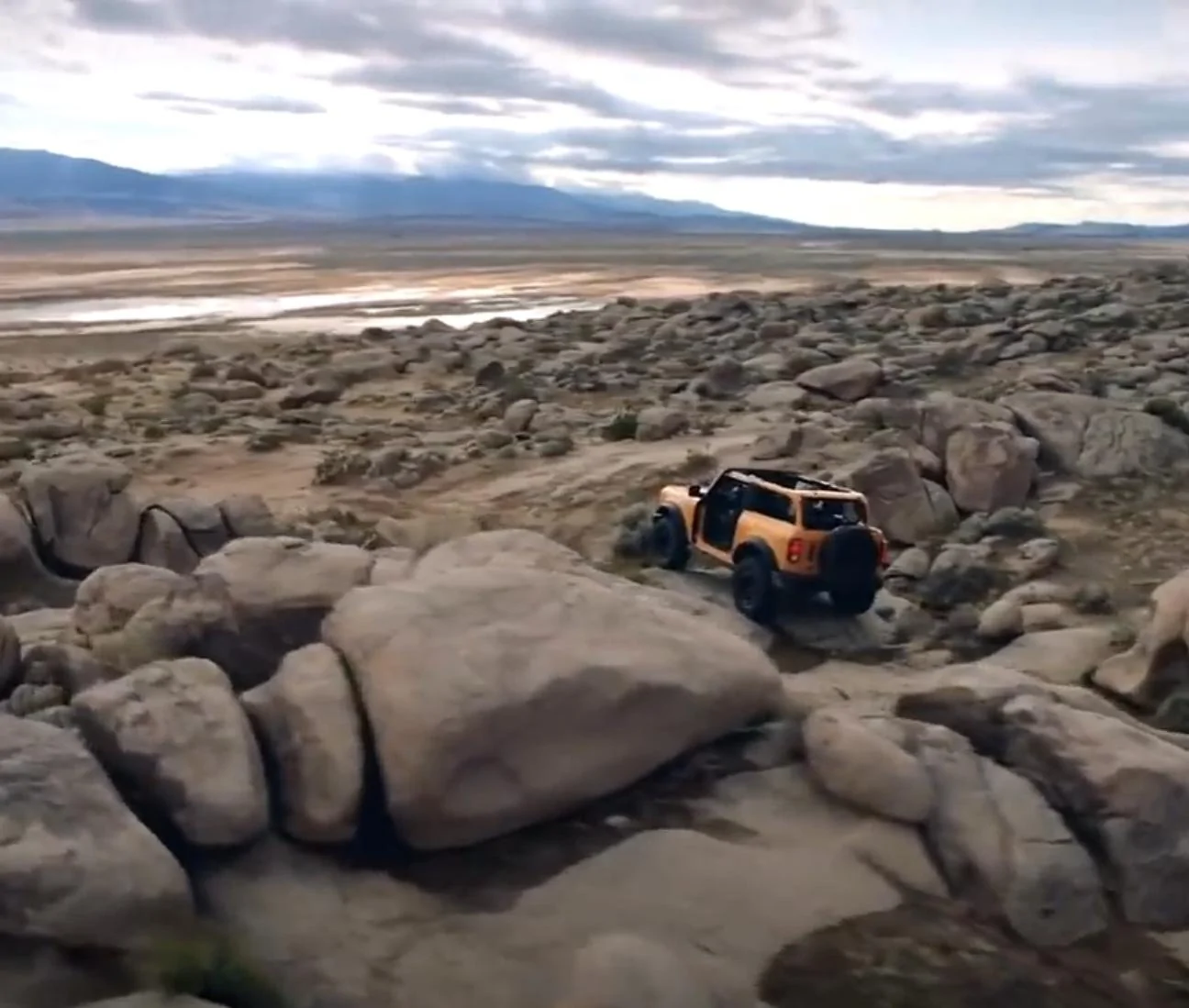 Jeep Wrangler JL Bronco vs Jeep Wrangler mega thread E57B9065-E3A0-4A92-A6D0-8EEDBC4E3366