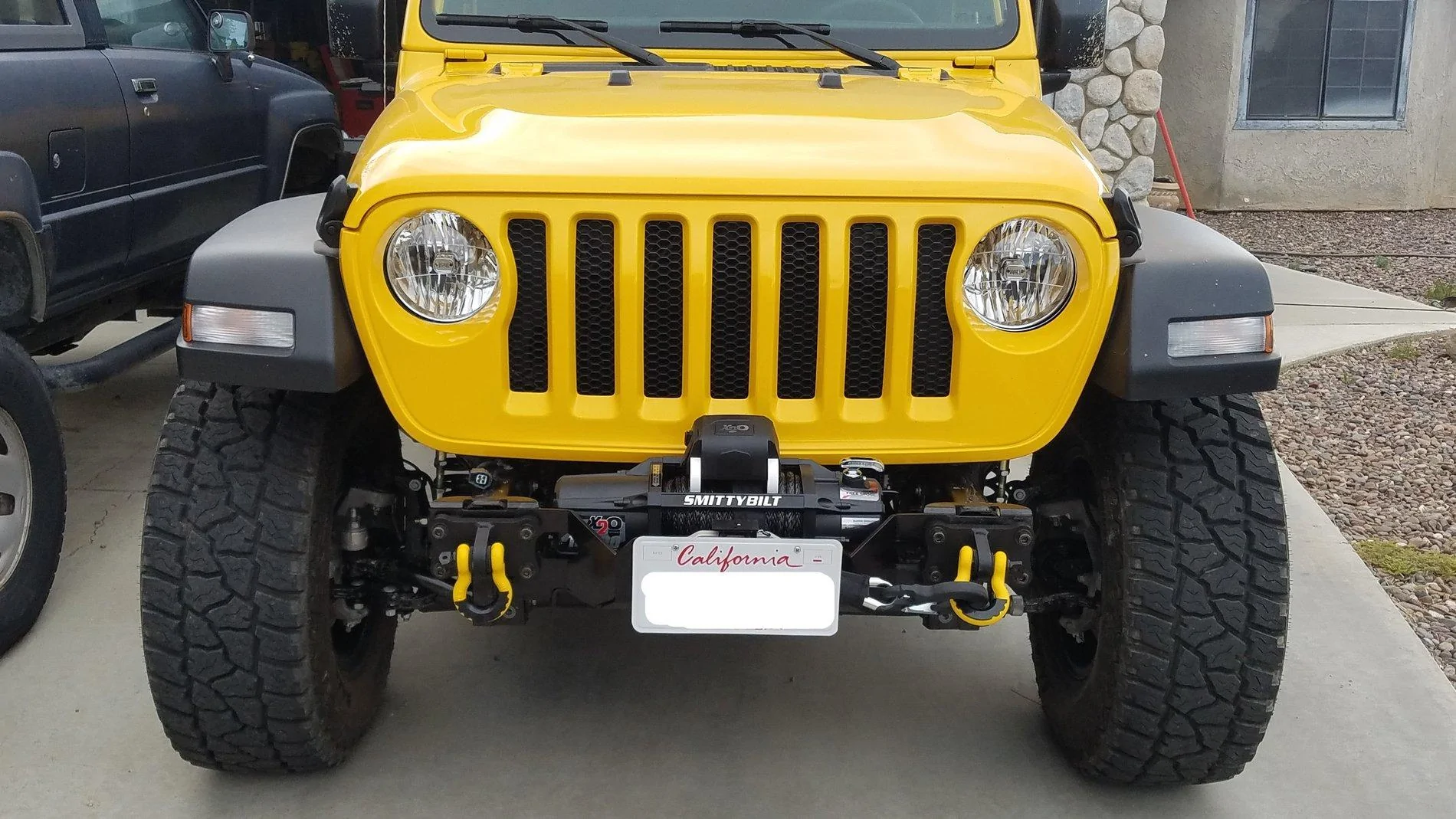 Jeep Wrangler JL Stubby Bumper. Let's see them. 20190519_180536