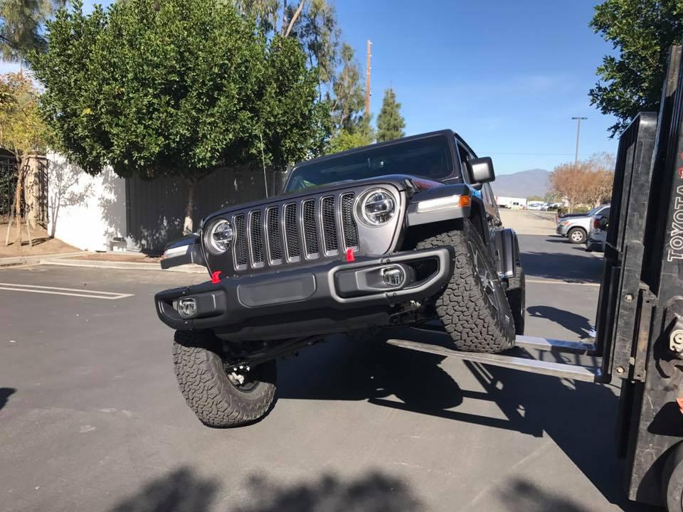 Jeep Wrangler JL Bronco vs Jeep Wrangler mega thread 88679CE1-491D-4B4B-B64C-D802A1658EDE