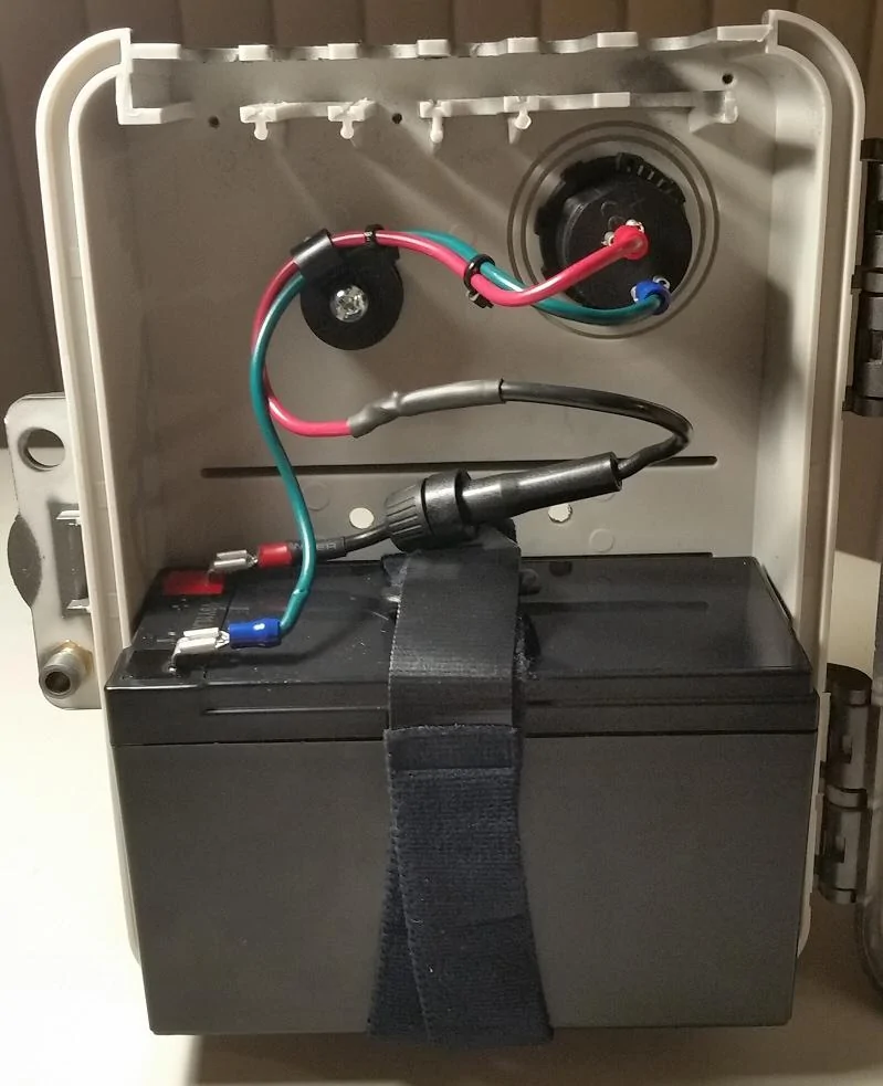 Jeep Wrangler JL DIY: Hardtop Interior LED Lights For Cargo Illumination During Tailgating / Camping Battery_1