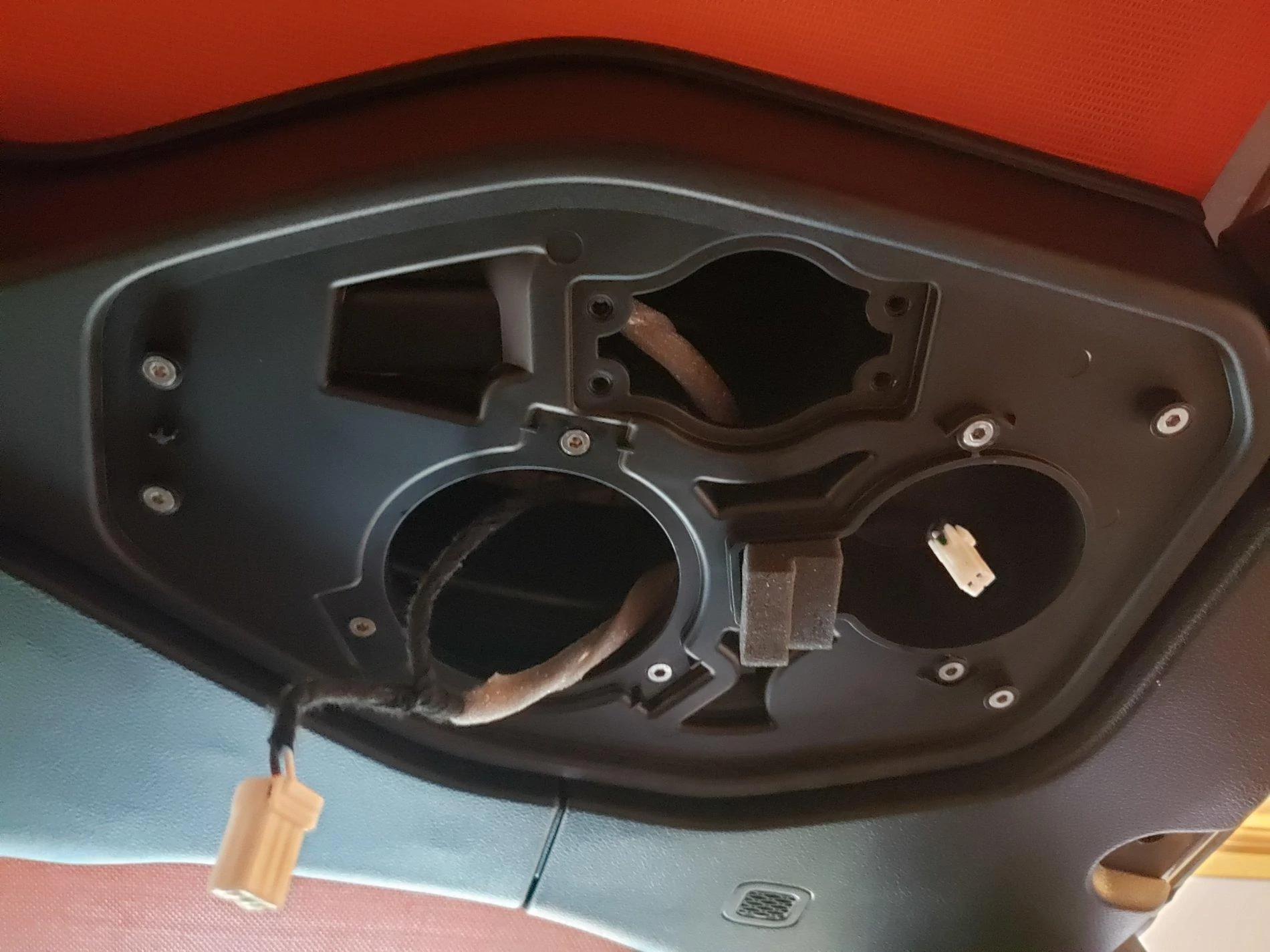 Jeep Wrangler JL Improving stock Audio 20200518_190045
