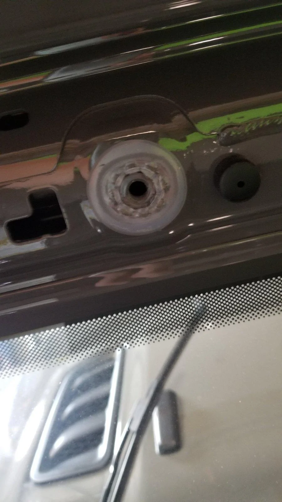 Jeep Wrangler JL JLU - windshield "nuts" ? 20200722_165025