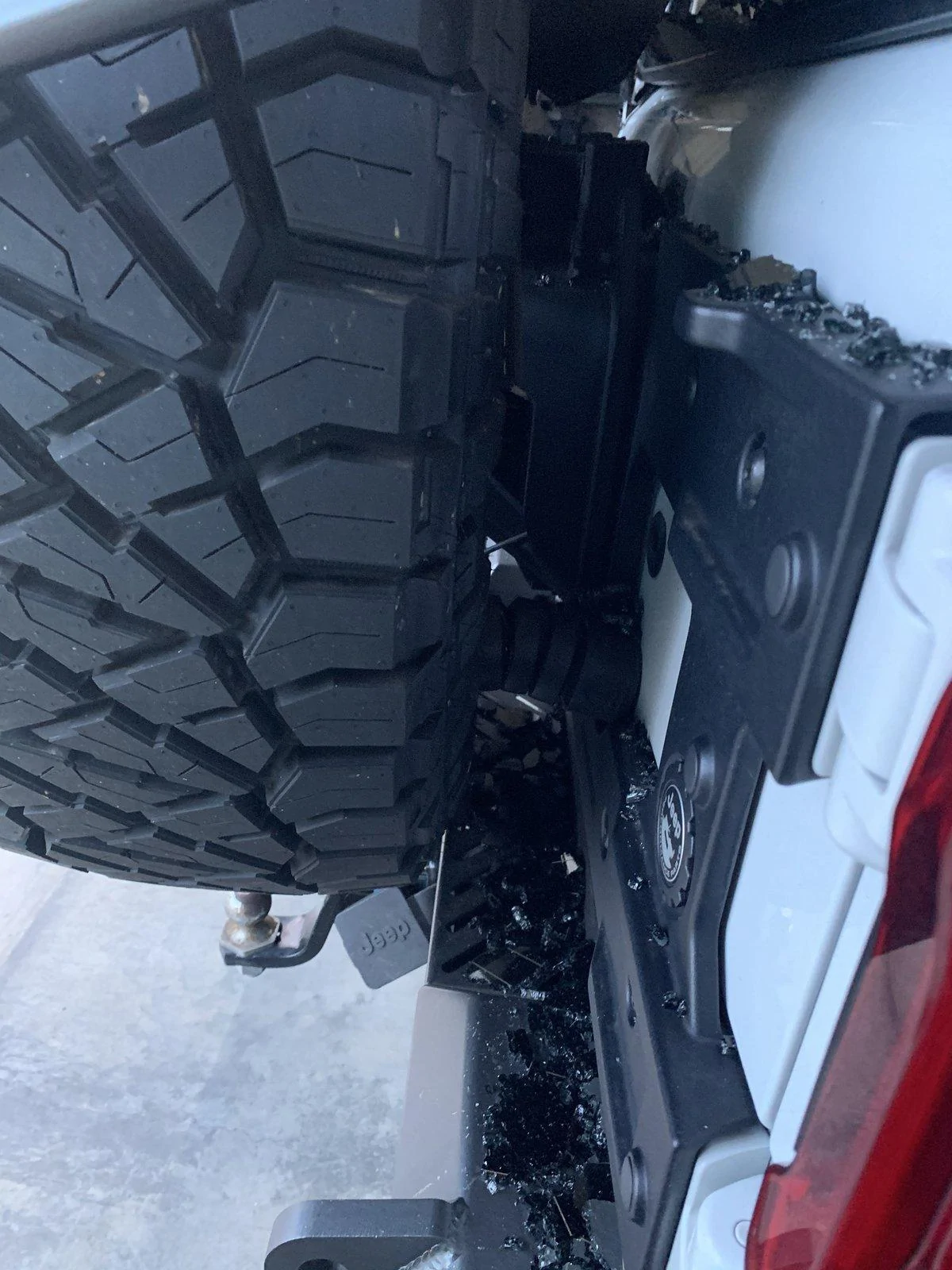 Jeep Wrangler JL JLU Rubi Rear Window Implosion! 83D7ECA4-F24C-40FA-9A06-5B9CB94E0FE7