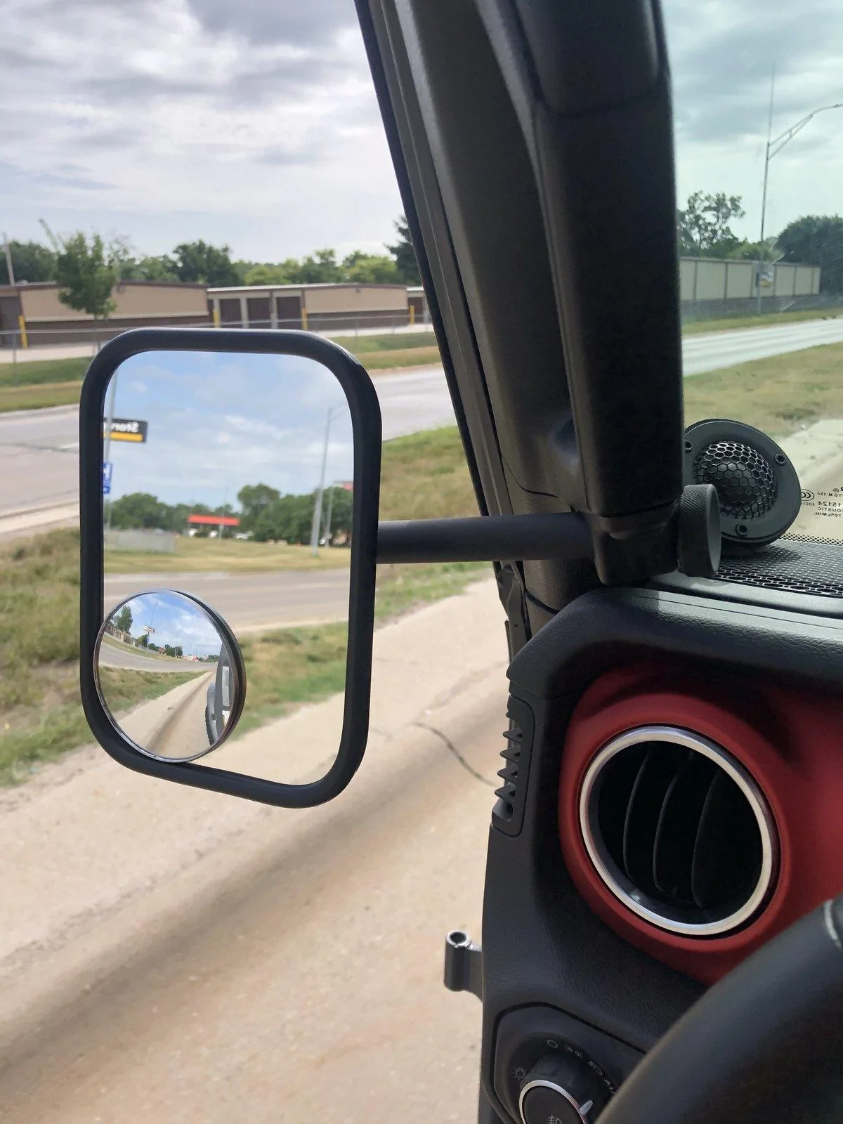 Jeep Wrangler JL Doors off? F77B923A-9874-4A0D-B14E-4AFB7D3CE586